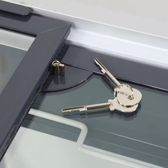 -18/24 °C 수직 디스플레이와 컬러풀한 LED를 갖춘 독립형 냉동고